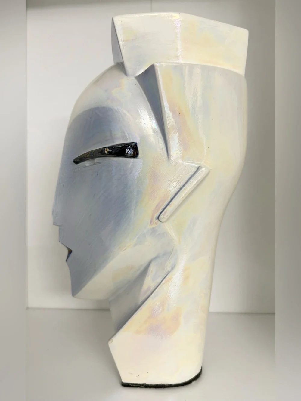 Lindsey Balkweill iridescent white